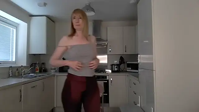 British Goddess Anna online show from 07-21-26, 08:26