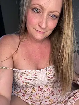 HoneyBluex online show from 03-22-26, 05:25