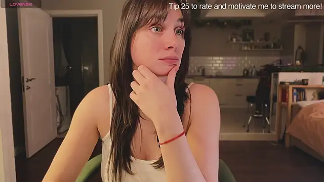 moon deity  online show from 02-11-26, 03:45