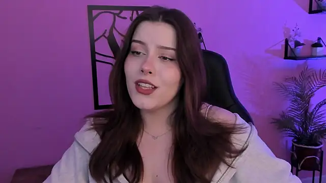 CoralineKeyns online show from 03-03-25, 08:41