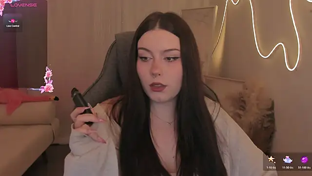 CoralineKeyns online show from 03-04-26, 05:26