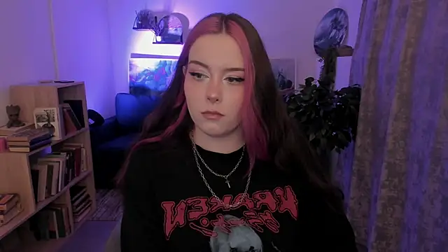 CoralineKeyns online show from 07-29-26, 05:39