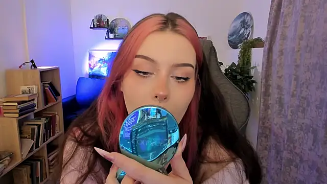 CoralineKeyns online show from 04-23-26, 05:25