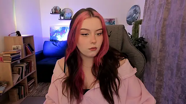 CoralineKeyns online show from 04-18-26, 04:15