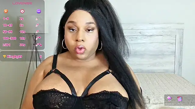 Carmen Cream online show from 03-25-26, 09:41