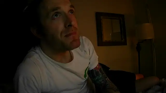 Snapshot of AddisonLTX chatting on 04-18-26, 12:29 AddisonLTX online show from 04-18-26, 12:29