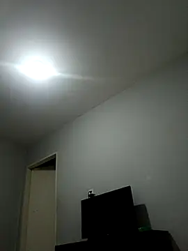 Nicolaskribeiro online show from 09-10-25, 10:47