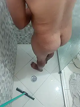 Nicolaskribeiro online show from 02-15-26, 04:06