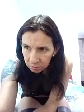 Cameron puppy online show from 11-08-25, 01:42