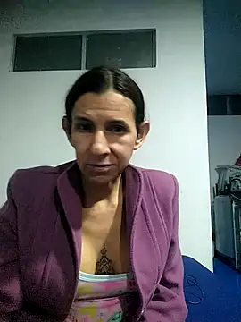 Snapshot of Cameron_puppy chatting on 06-11-26, 03:47 Cameron puppy online show from 06-11-26, 03:47
