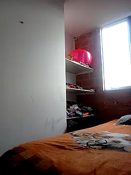 Cameron puppy online show from 11-30-25, 09:59