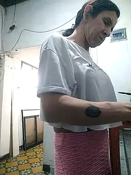 Cameron puppy online show from 04-14-26, 07:19