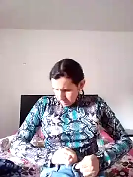 Cameron puppy online show from 10-31-25, 07:43