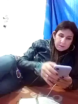 Cameron puppy online show from 03-16-25, 03:28