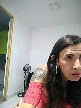 Snapshot of Cameron_puppy chatting on 06-05-26, 06:52 Cameron puppy online show from 06-05-26, 06:52