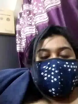 Snapshot of indianlisa5 chatting on 01-11-26, 08:16 indianlisa5 online show from 01-11-26, 08:16
