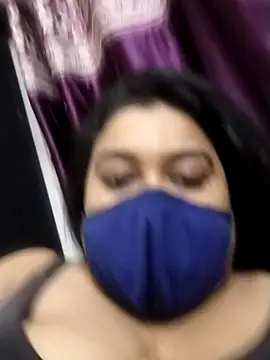 Snapshot of indianlisa5 chatting on 11-19-25, 09:37 indianlisa5 online show from 11-19-25, 09:37