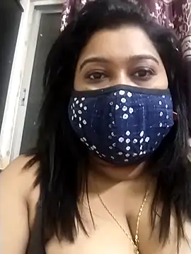 Snapshot of indianlisa5 chatting on 02-07-26, 08:28 indianlisa5 online show from 02-07-26, 08:28