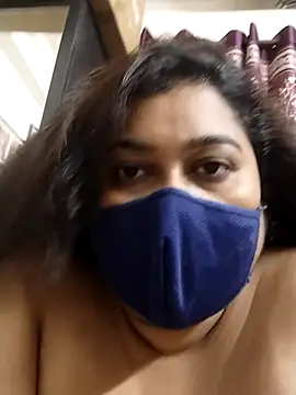 Snapshot of indianlisa5 chatting on 06-04-26, 07:29 indianlisa5 online show from 06-04-26, 07:29