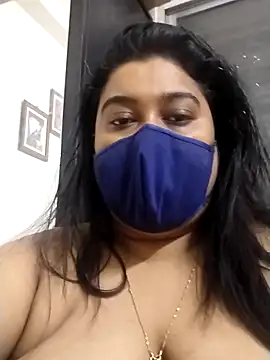 Snapshot of indianlisa5 chatting on 11-26-25, 07:25 indianlisa5 online show from 11-26-25, 07:25