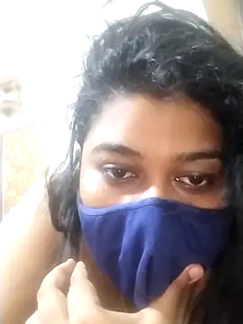 Snapshot of indianlisa5 chatting on 09-12-25, 10:42 indianlisa5 online show from 09-12-25, 10:42