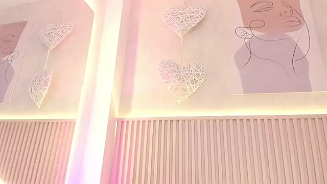 daiana curly online show from 07-07-26, 08:45