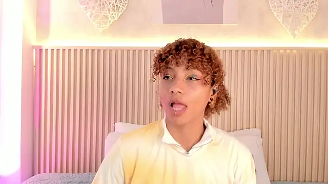 daiana curly online show from 06-28-26, 03:46