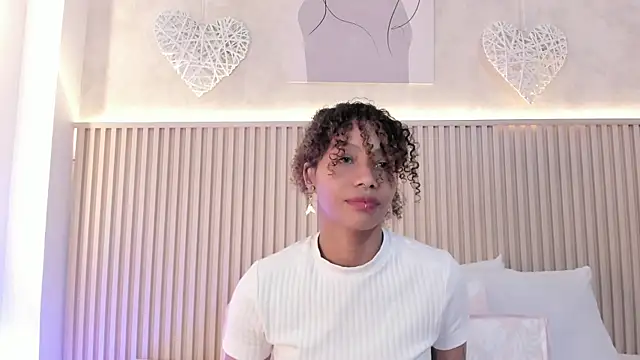 daiana curly online show from 10-24-25, 07:57