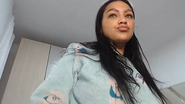 fairylatin222 online show from 10-21-25, 10:36