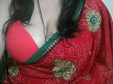 Snapshot of rehana_housewife chatting on 10-08-25, 08:16 rehana housewife online show from 10-08-25, 08:16