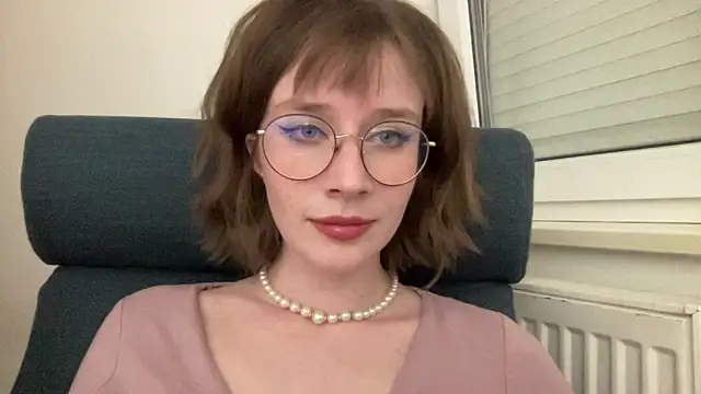Snapshot of ms_christiana chatting on 05-05-26, 07:39 ms christiana online show from 05-05-26, 07:39