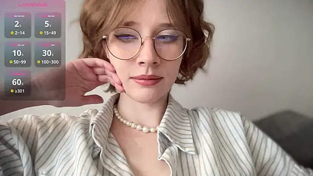 Snapshot of ms_christiana chatting on 11-24-25, 11:54 ms christiana online show from 11-24-25, 11:54