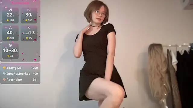 Snapshot of ms_christiana chatting on 10-16-25, 12:30 ms christiana online show from 10-16-25, 12:30