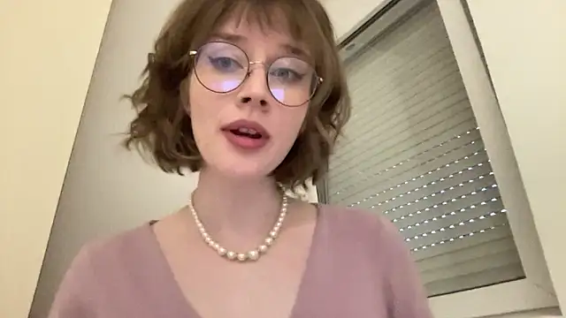 Snapshot of ms_christiana chatting on 04-30-26, 05:42 ms christiana online show from 04-30-26, 05:42