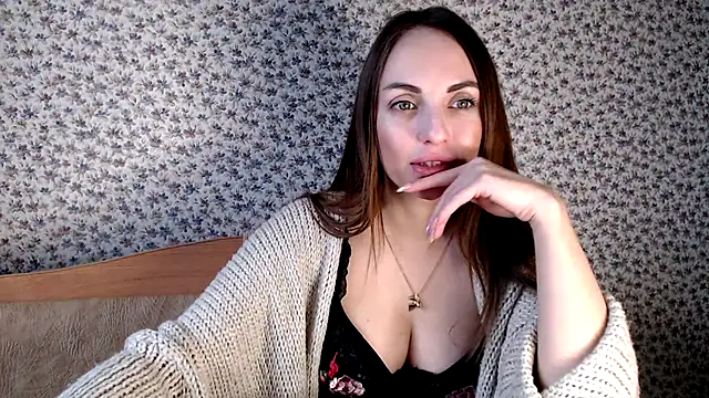 Tinadream20 online show from 12-21-25, 10:06