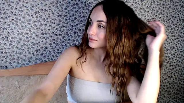 Snapshot of Tinadream20 chatting on 10-08-25, 08:16 Tinadream20 online show from 10-08-25, 08:16