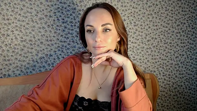 Snapshot of Tinadream20 chatting on 01-22-25, 08:29 Tinadream20 online show from 01-22-25, 08:29