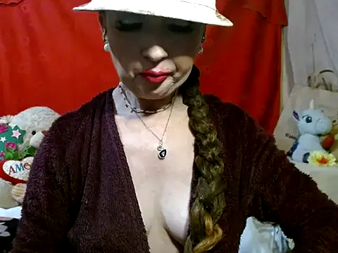 hottieperla online show from 02-03-26, 07:30
