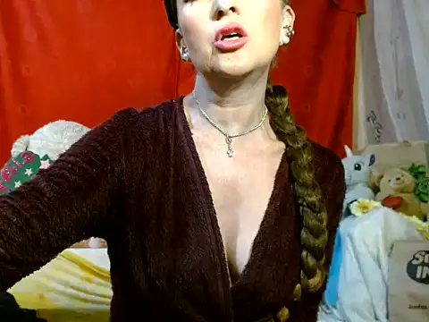 Snapshot of hottieperla chatting on 06-07-26, 04:01 hottieperla online show from 06-07-26, 04:01