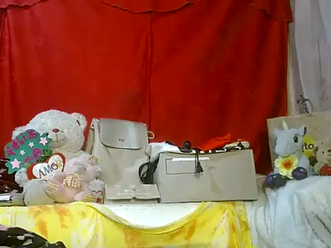 Snapshot of hottieperla chatting on 04-26-26, 02:47 hottieperla online show from 04-26-26, 02:47