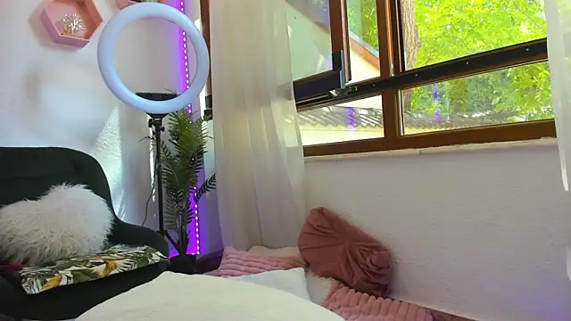 Awesome Jolie online show from 07-07-26, 12:09