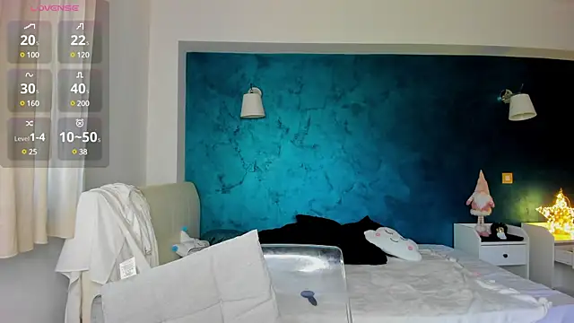 Awesome Jolie online show from 03-20-25, 09:04