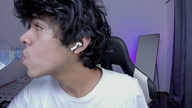 Alan26  online show from 02-28-26, 12:21