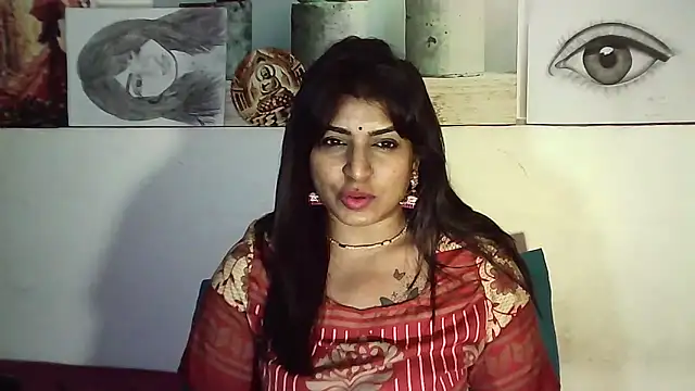Snapshot of RoyalIndianCreamPuff chatting on 05-29-26, 06:25 RoyalIndianCreamPuff online show from 05-29-26, 06:25