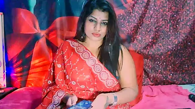 RoyalIndianCreamPuff online show from 01-17-25, 09:28