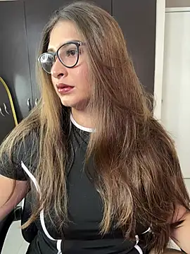 Snapshot of adara_lennox chatting on 02-07-26, 08:17 adara lennox online show from 02-07-26, 08:17