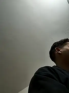 Snapshot of xrobXstax chatting on 03-19-25, 12:26 xrobXstax online show from 03-19-25, 12:26