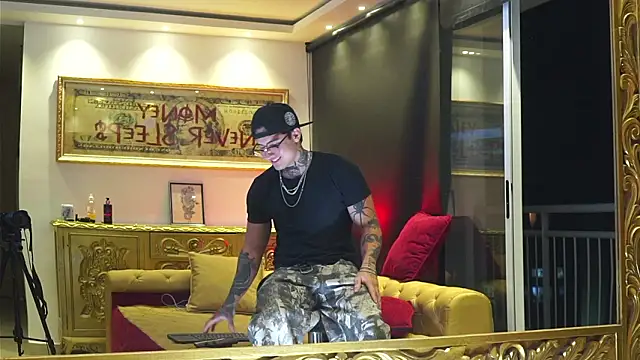 dantecoppolaa  online show from 03-12-26, 12:05