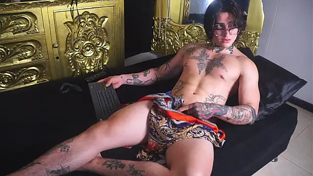 dantecoppolaa  online show from 02-27-25, 03:18