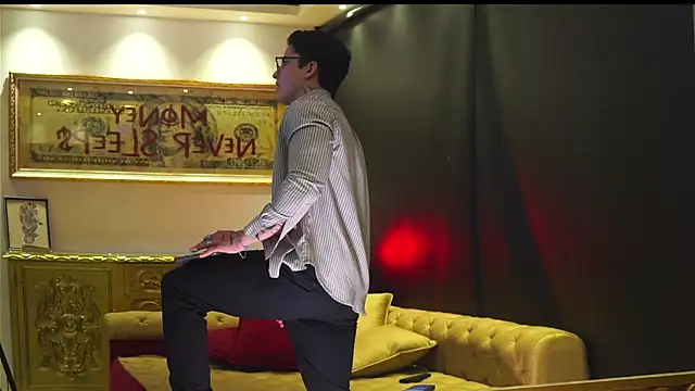 dantecoppolaa  online show from 12-20-25, 12:35